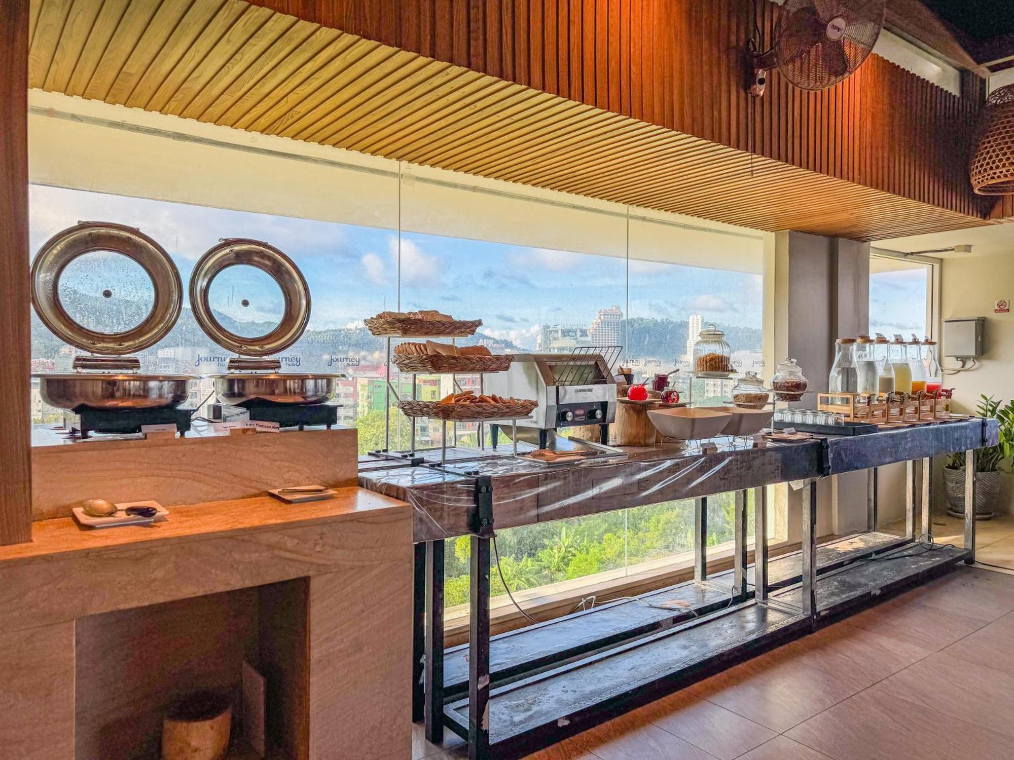 Journeyhub Phuket Patong Hotel Eksteriør billede